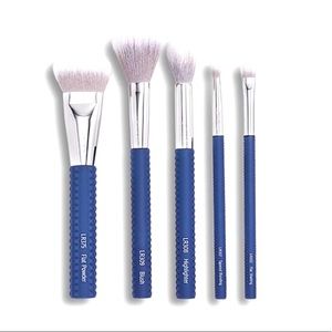 Laruce Beauty Cheek and Eyes Brush set in Denim
